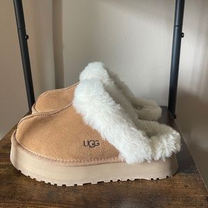 Ugg Disquette platform slippers in Chestnut